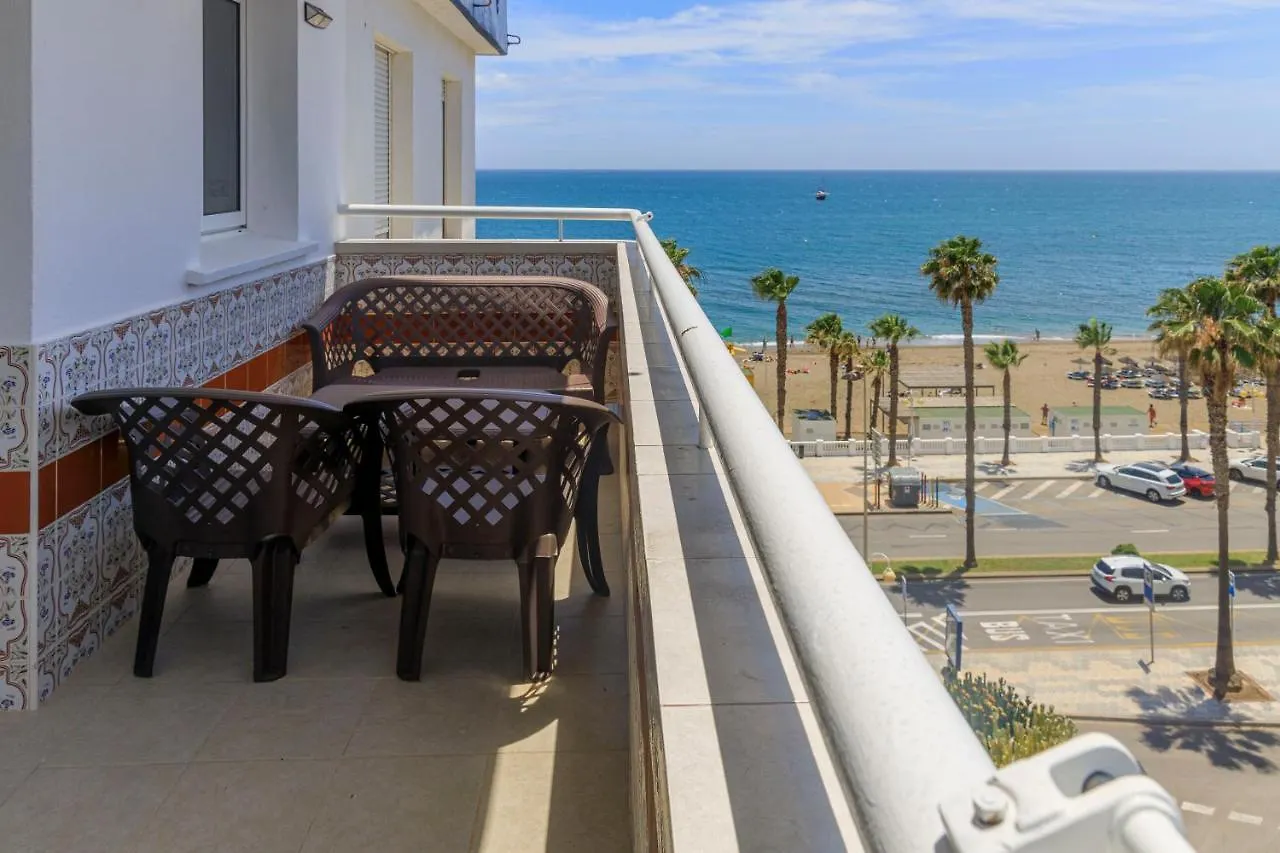 First Line Apartment Sea Views With Pool And Free Parking Benalmadena
